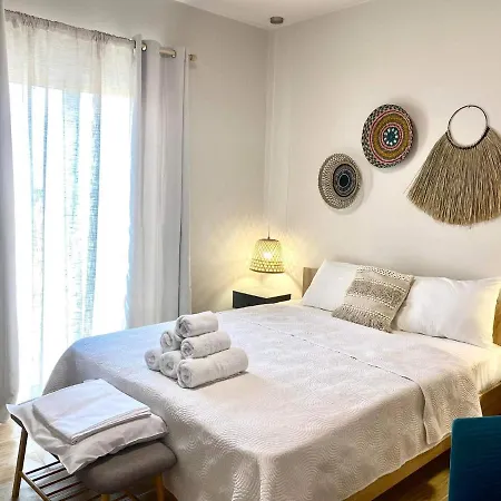Boho Natural Beachfront Detached House Ferienhaus