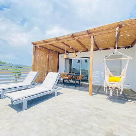 Boho Natural Beachfront Detached House Holiday home *