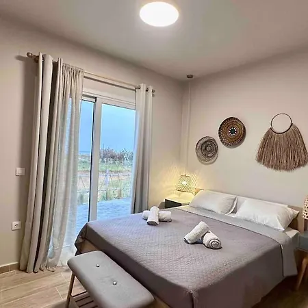 Ferienhaus Boho Natural Beachfront Detached House Analipsis (Messinia)