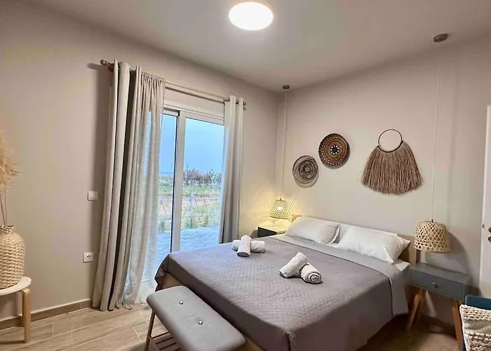 Vakantiehuis Boho Natural Beachfront Detached House Analipsis (Messinia)