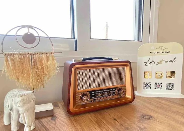 Boho Natural Beachfront Detached House Vakantiehuis *