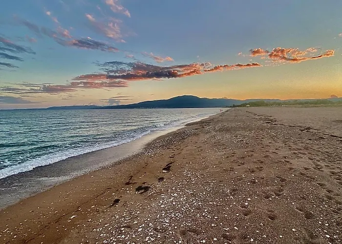 Boho Natural Beachfront Detached House *